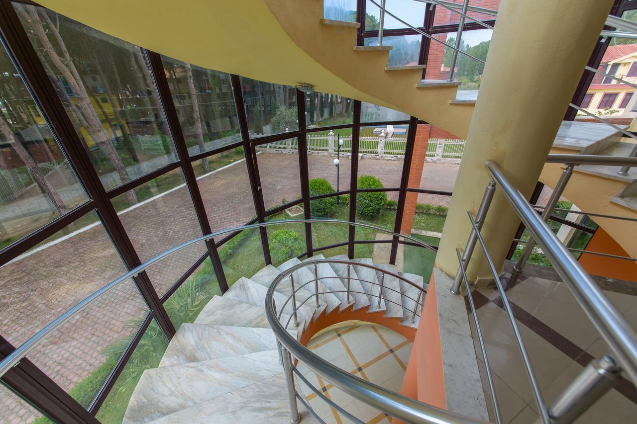 Kolaveri Resort Golem Exterior foto