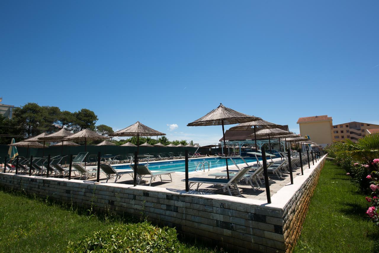 Kolaveri Resort Golem Exterior foto